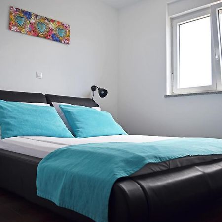 Apartment Summer Breeze Pula Exterior foto